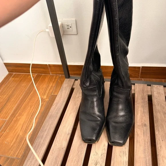 Vince Camuto Black Leather Sangeti Boots Extra Wide Calf - Picture 2 of 8